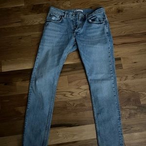 Zara Distressed Mid-rise Slim Straight Jeans Light Wash Size 31